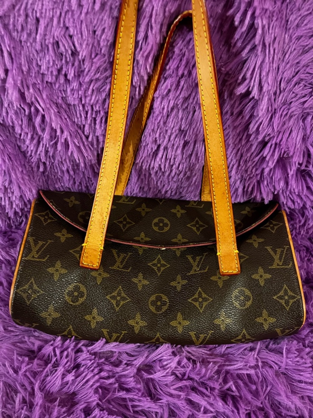 Louis Vuitton Monogram Canvas Shoulder Bag with Tan Straps - Picture 2 of 10